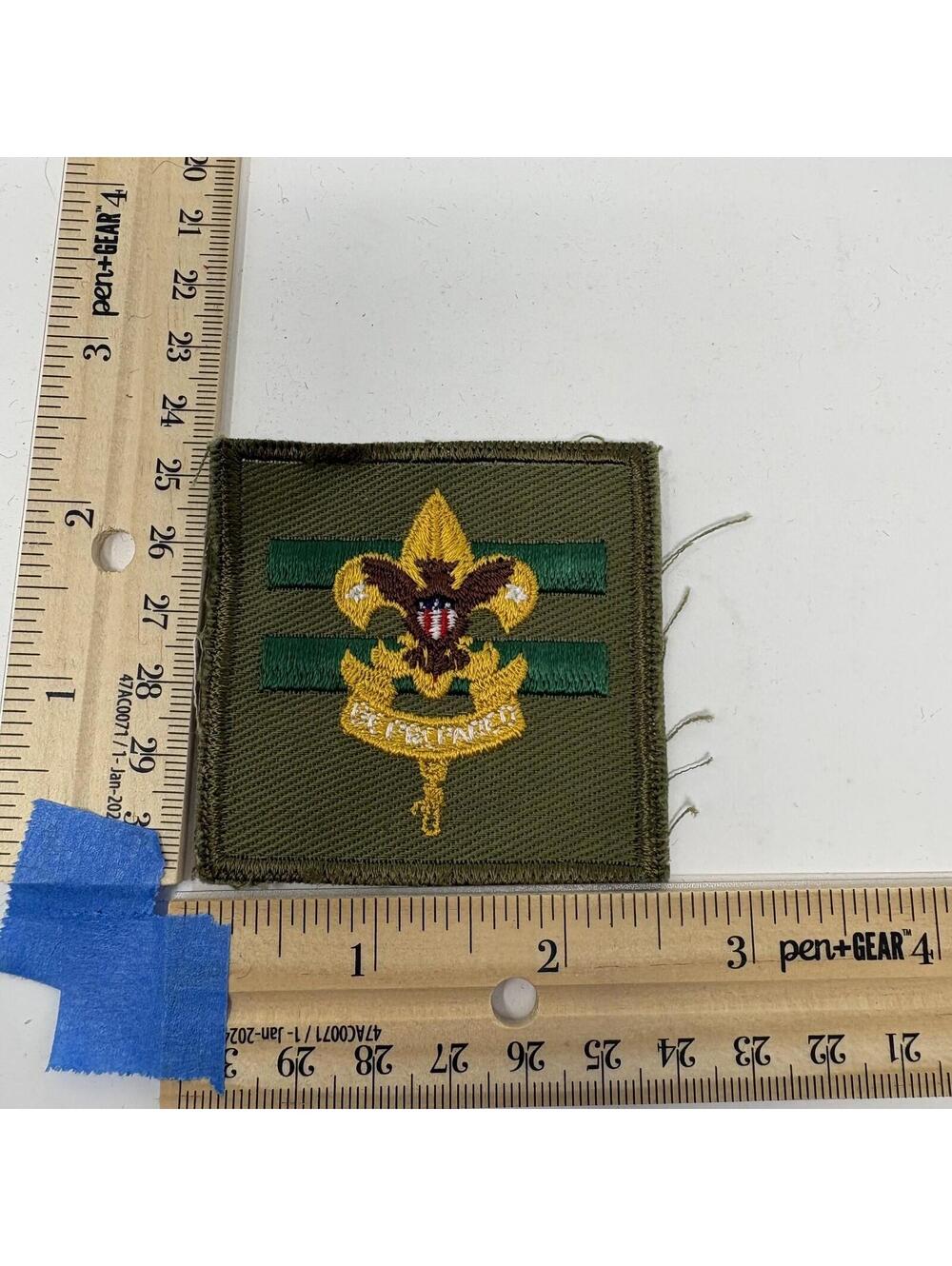 Vintage Boy Scouts of America BSA Green Be Prepared Fleur-de-lis Patch Badge
